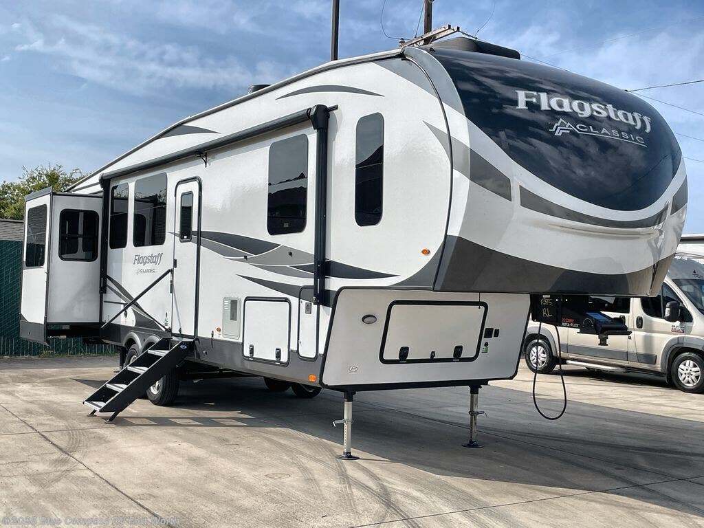 Used 2024 Forest River Flagstaff Classic 375rl-w  Fw available in Fort Worth, Texas