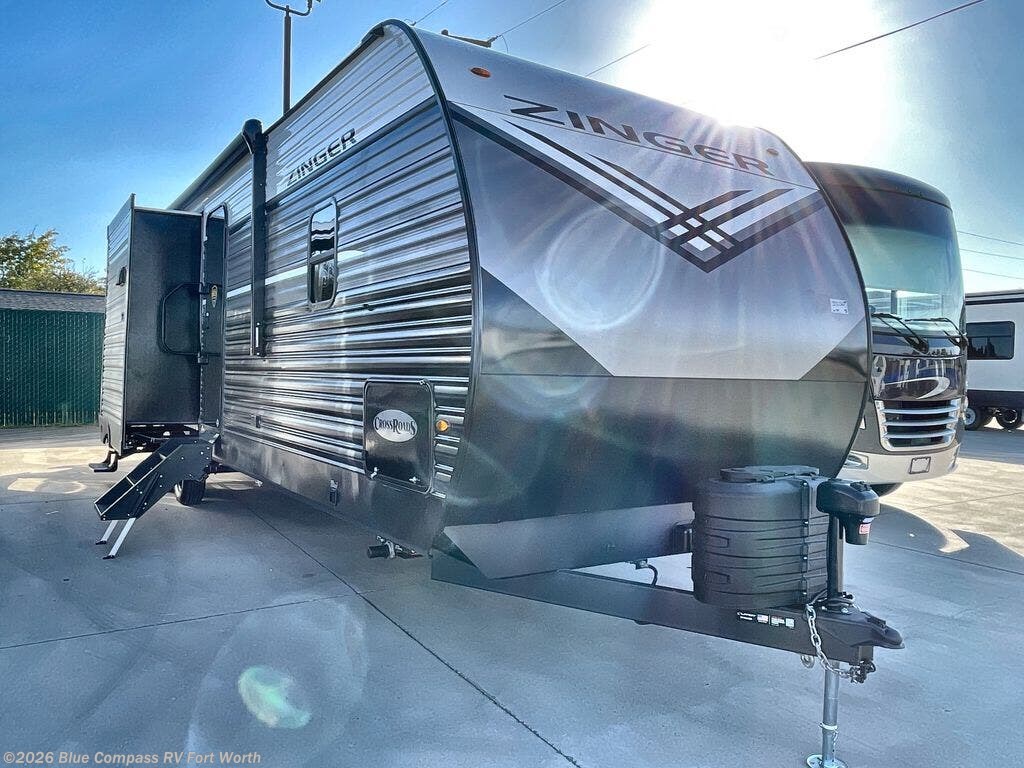 New 2026 CrossRoads Zinger 331BH available in Fort Worth, Texas