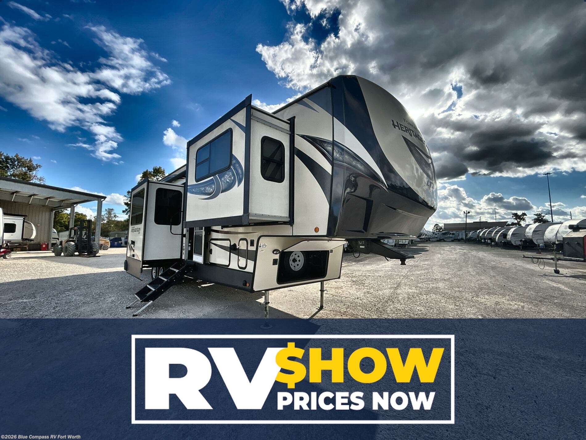 Used 2019 Forest River Wildwood Heritage Glen LTZ 378FL available in Fort Worth, Texas