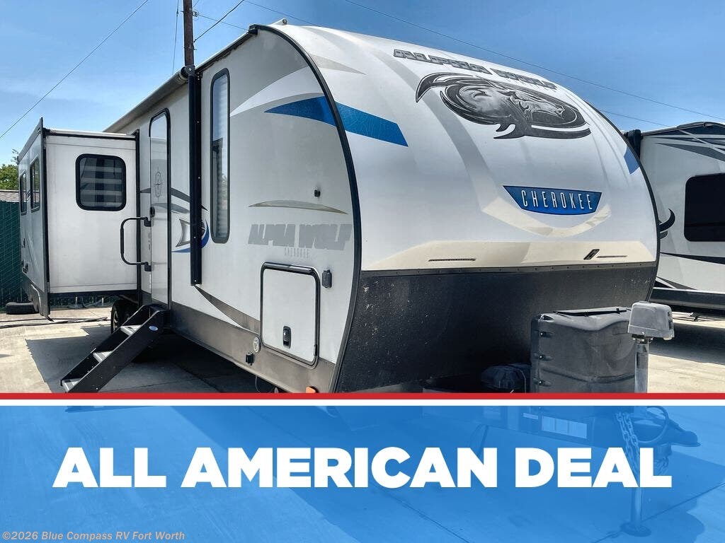 Used 2020 Forest River Cherokee Alpha Wolf 26RL-L available in Fort Worth, Texas
