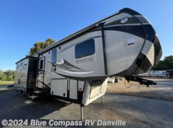 Used 2015 Keystone Montana High Country 305rl available in Ringgold, Virginia