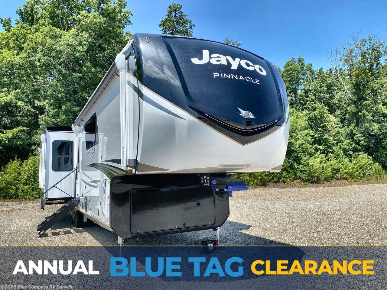 New 2025 Jayco Pinnacle 36FBTS available in Ringgold, Virginia