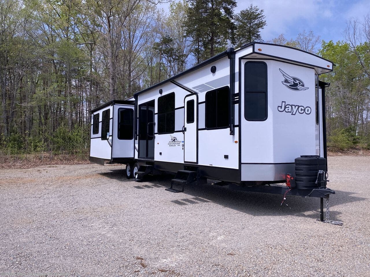New 2025 Jayco Jay Flight Bungalow 40RLTS available in Ringgold, Virginia