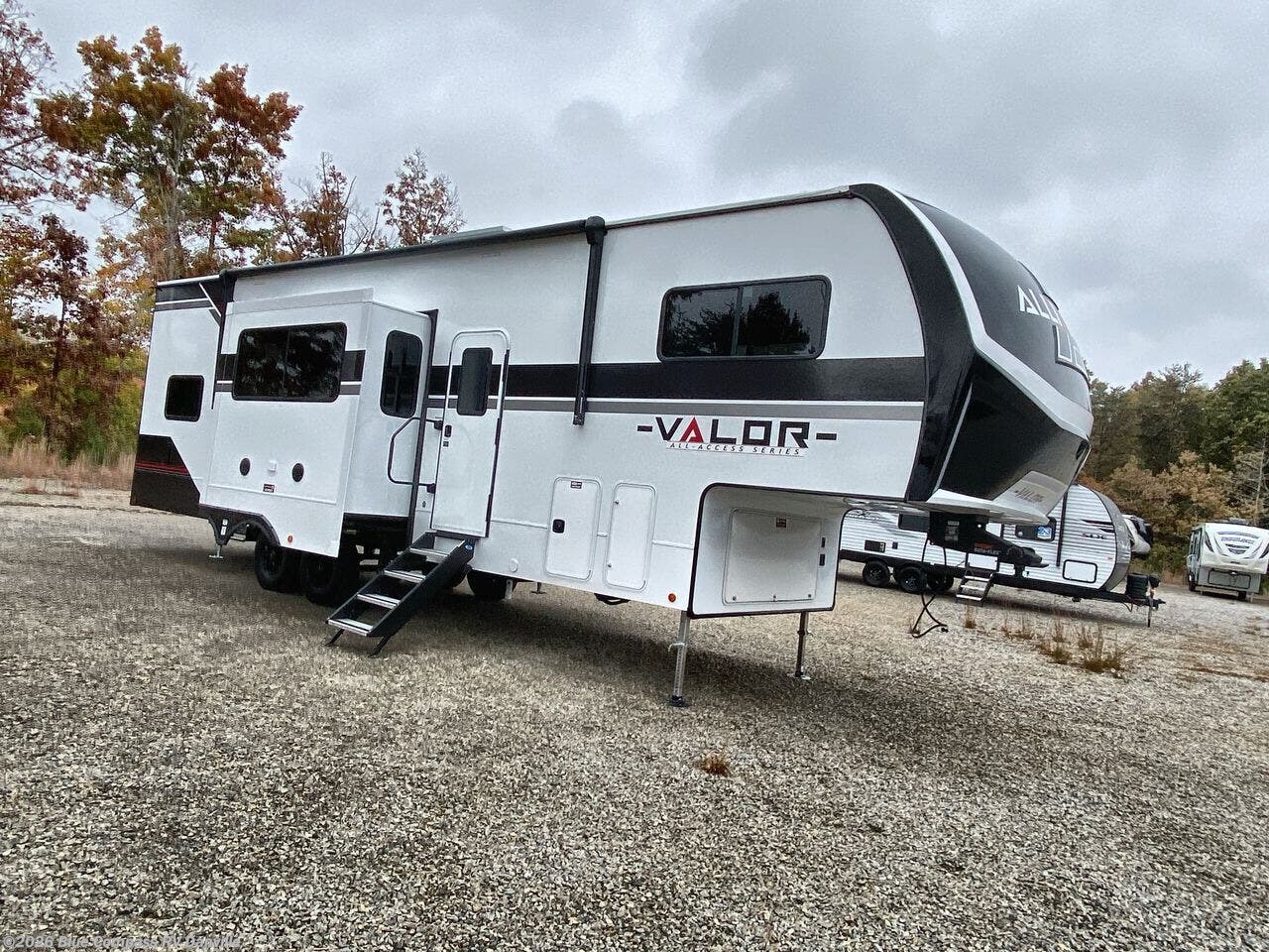 New 2026 Alliance RV Valor All-Access 32A10 available in Ringgold, Virginia