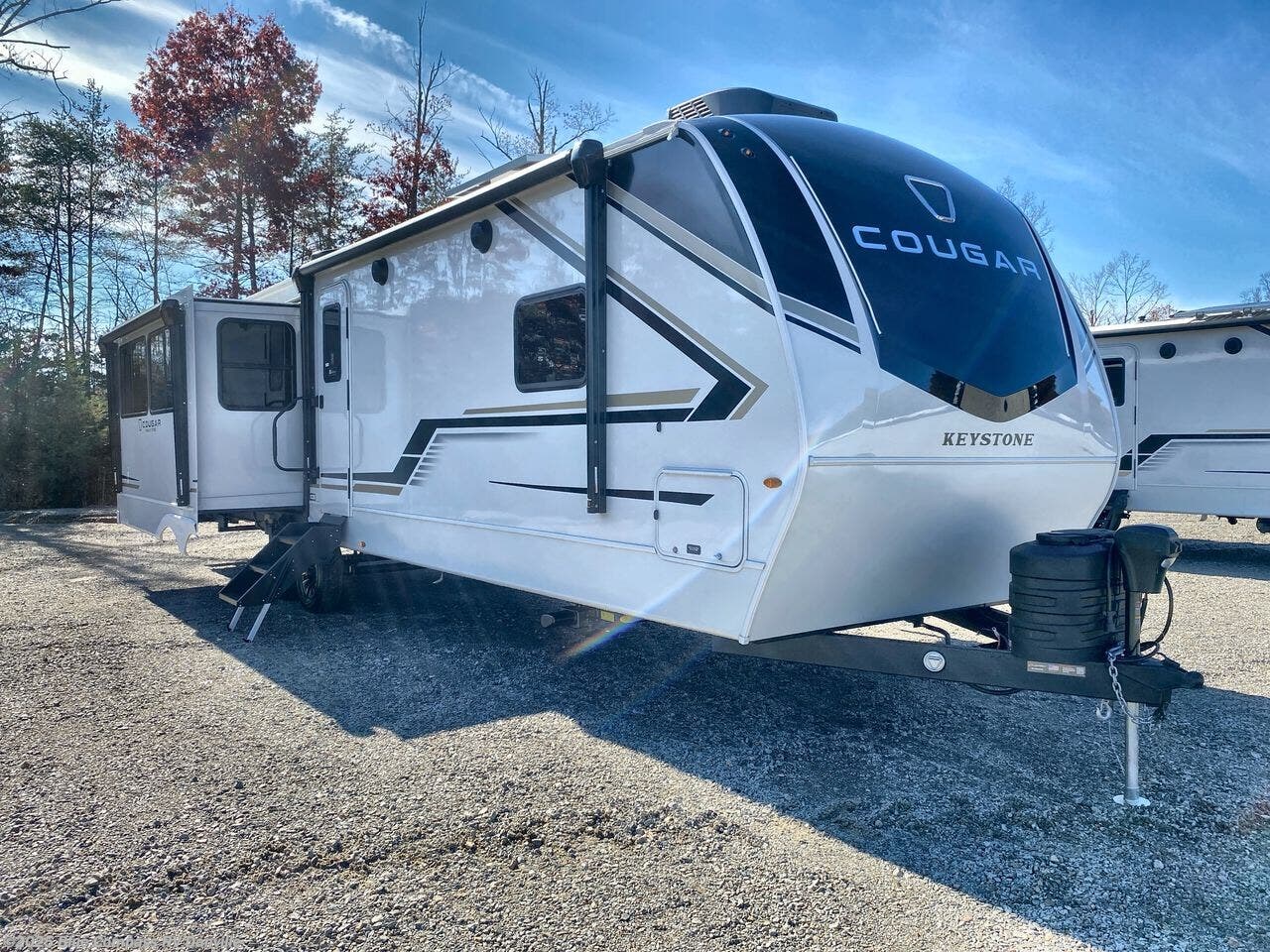 New 2026 Keystone Cougar Half-Ton 33RLI available in Ringgold, Virginia