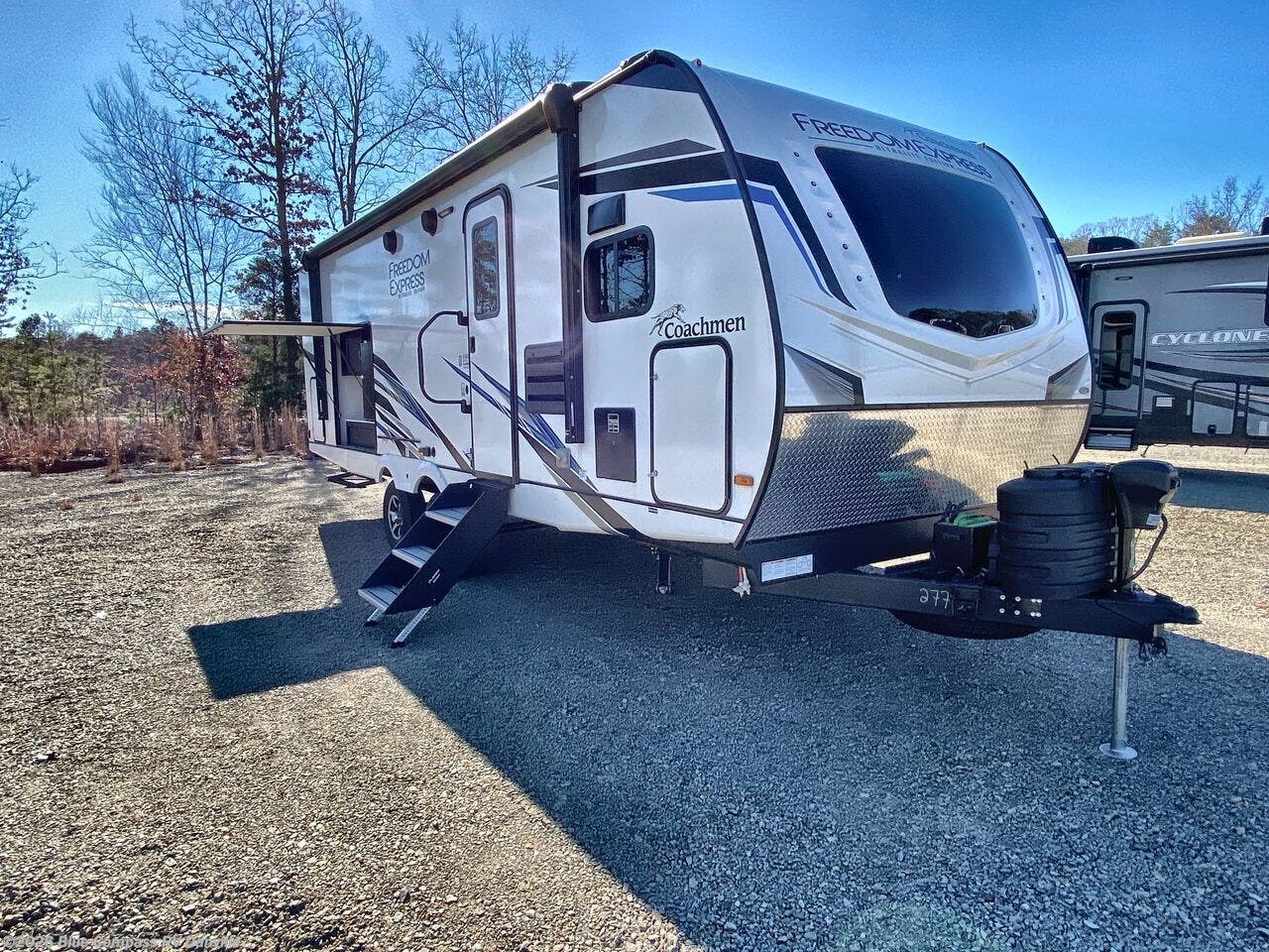 Used 2023 Coachmen Freedom Express Ultra Lite 259FKDS available in Ringgold, Virginia