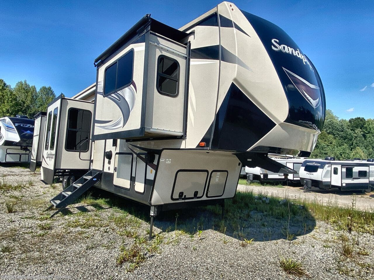 Used 2019 Forest River Sandpiper 379FLOK available in Ringgold, Virginia