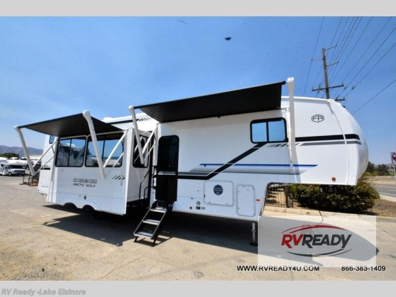New 2026 Forest River Cherokee Arctic Wolf 331BH available in Lake Elsinore, California
