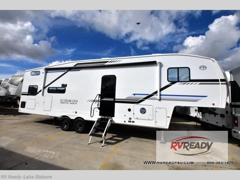 New 2026 Forest River Cherokee Arctic Wolf 287BH available in Lake Elsinore, California