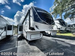  New 2022 Coachmen Brookstone 290RL available in Lakeland, Florida