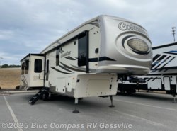 Used 2020 Palomino Columbus F329DV available in Gassville, Arkansas