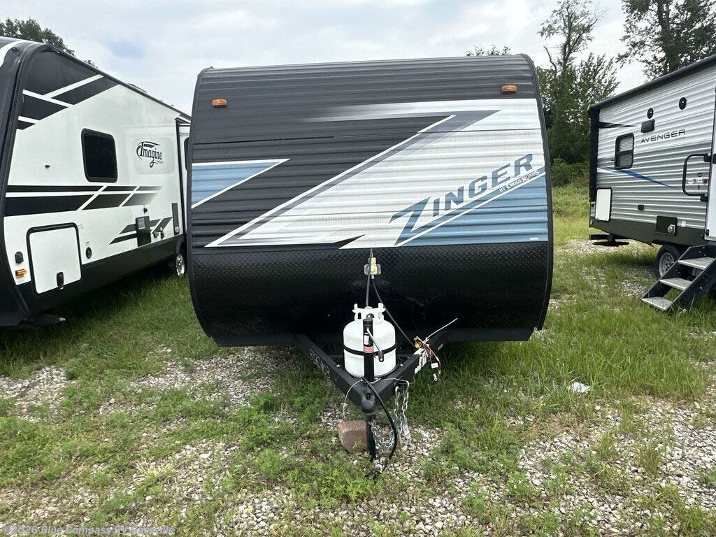Used 2025 CrossRoads Zinger Lite 18RB available in Gassville, Arkansas