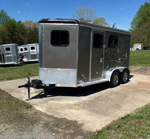 2017 Homesteader Stallion 2H BP SL w/Dress, 7'2"x7' available in Ruckersville, VA