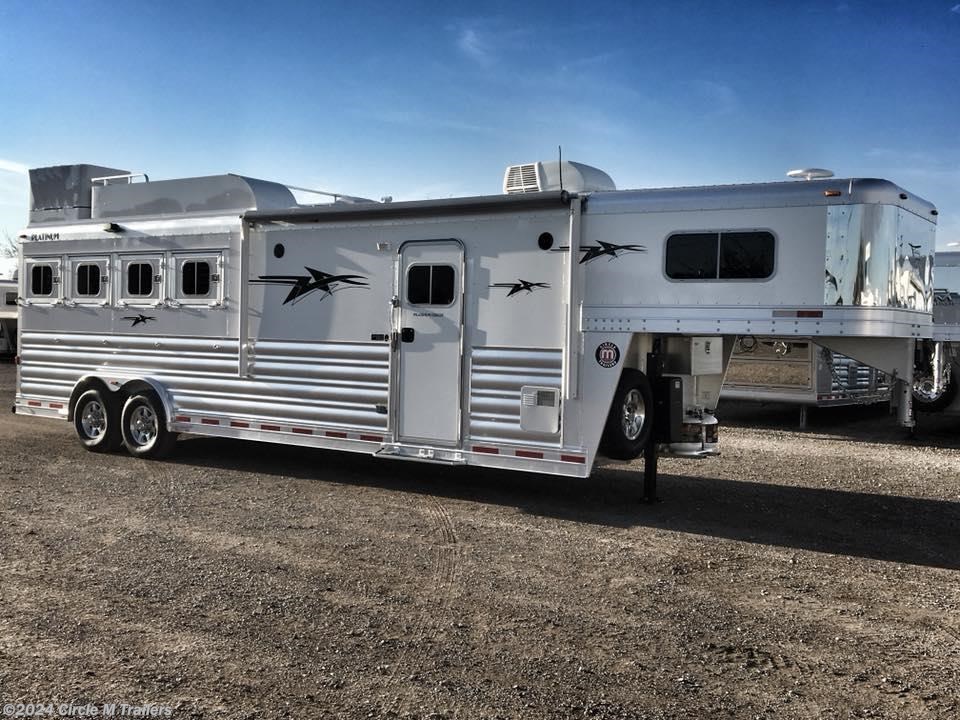 Horse Trailer - 2019 Platinum Coach Outlaw 4 horse 10' SW Outlaw ...