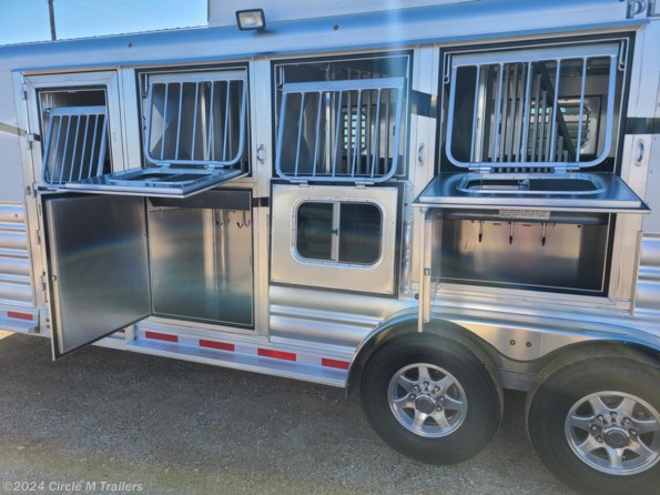 2025 Platinum Coach 4HGN w/ 4' SW MANGERS & Dressing Room available in Kaufman, TX