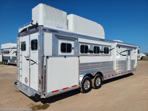 2025 Platinum Coach Outlaw 4 Horse SIDE LOAD 10'8" SW Outlaw & ONAN available in Kaufman, TX