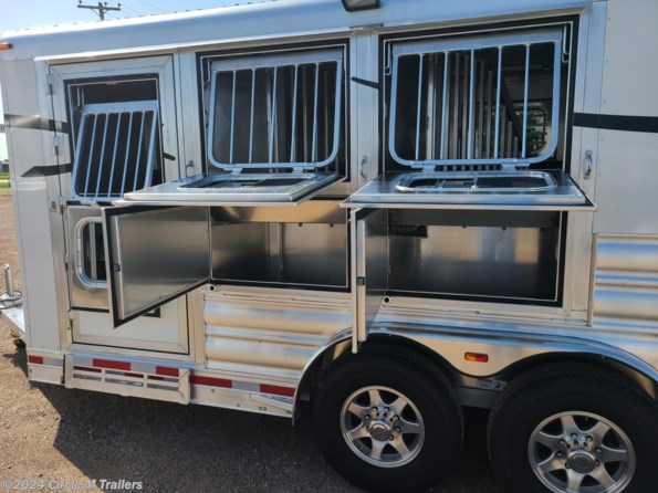 2024 Platinum Coach 3 HBP 8 WIDE + MANGERS available in Kaufman, TX
