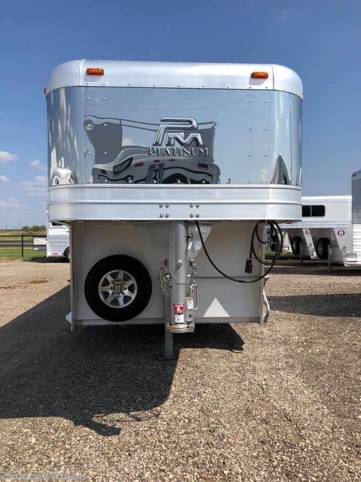 7x26 Horse Trailer for sale New Platinum Coach 26' Stock Combo 7'6