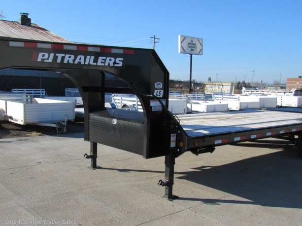 2024 PJ Trailers (LS) Low-Pro Flatdeck with Singles available in East Bethel, MN