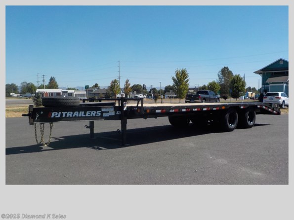 2023 PJ Trailers Flatdeck 102" X 25' 25k Low Pro Pintle available in Halsey, OR