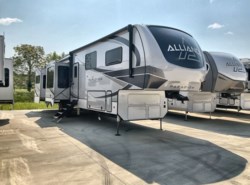 New 2024 Alliance RV Paradigm 375RD available in Strafford, Missouri