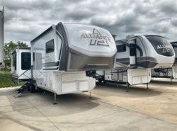 New 2025 Alliance RV Paradigm 310RL available in Strafford, Missouri