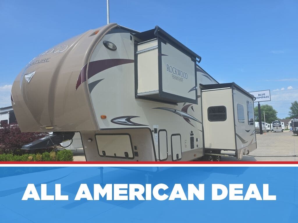 Used 2017 Forest River Rockwood Signature Ultra Lite 8280WS available in Strafford, Missouri