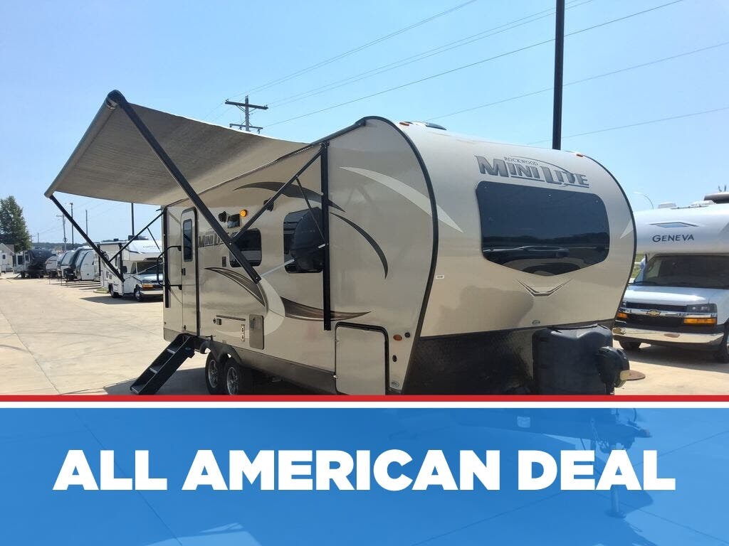 Used 2020 Forest River Rockwood Mini Lite 2511S available in Strafford, Missouri