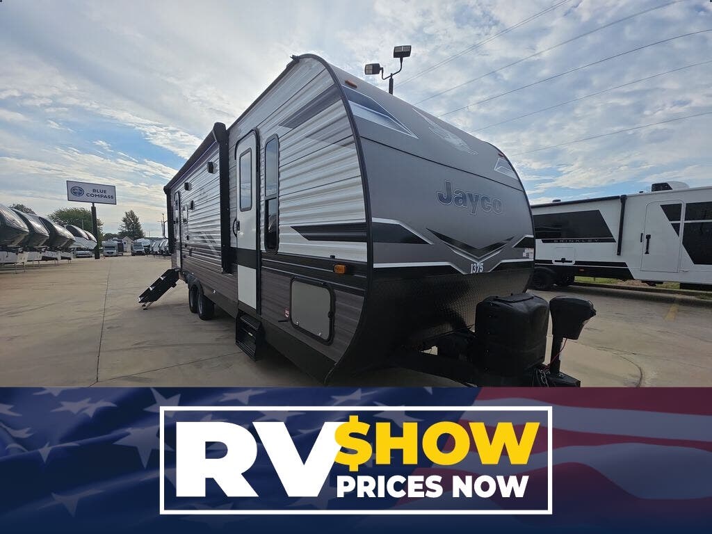 Used 2023  Jayco Jay Flight 265RLS by Jayco from Blue Compass RV Springfield in Strafford, MO