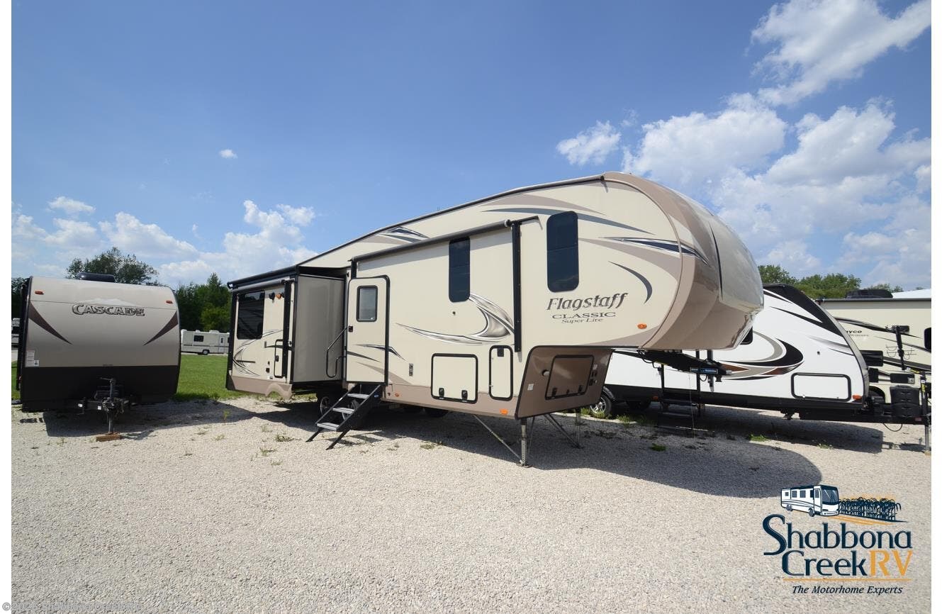 Used 2018 Miscellaneous  Forest River * Flagstaff 8529 IKDS available in Atkinson, Illinois