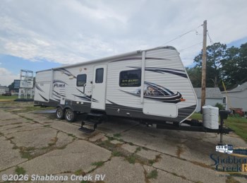 Used 2014 Palomino Puma 28RBSS available in Atkinson, Illinois