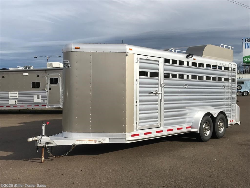 Livestock Trailer 2017 Platinum Coach 4 Bumper Pull