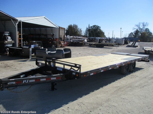 2022 PJ Trailers Equipment F8  Deckover F8J2472BSYK available in Sycamore, IL