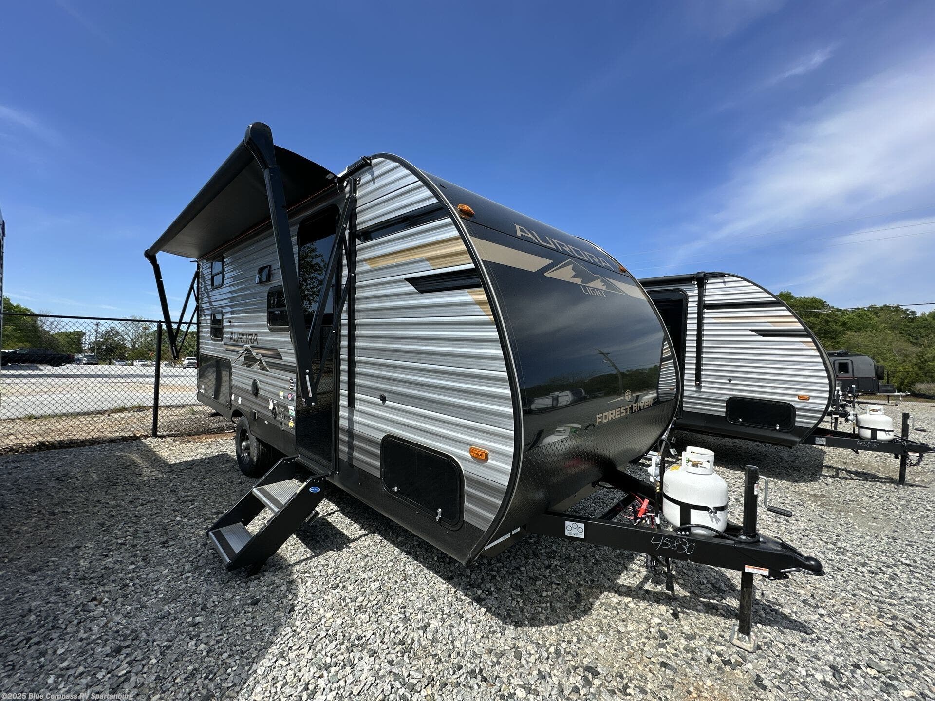 New 2025 Forest River Aurora Light 18BHS available in Duncan, South Carolina