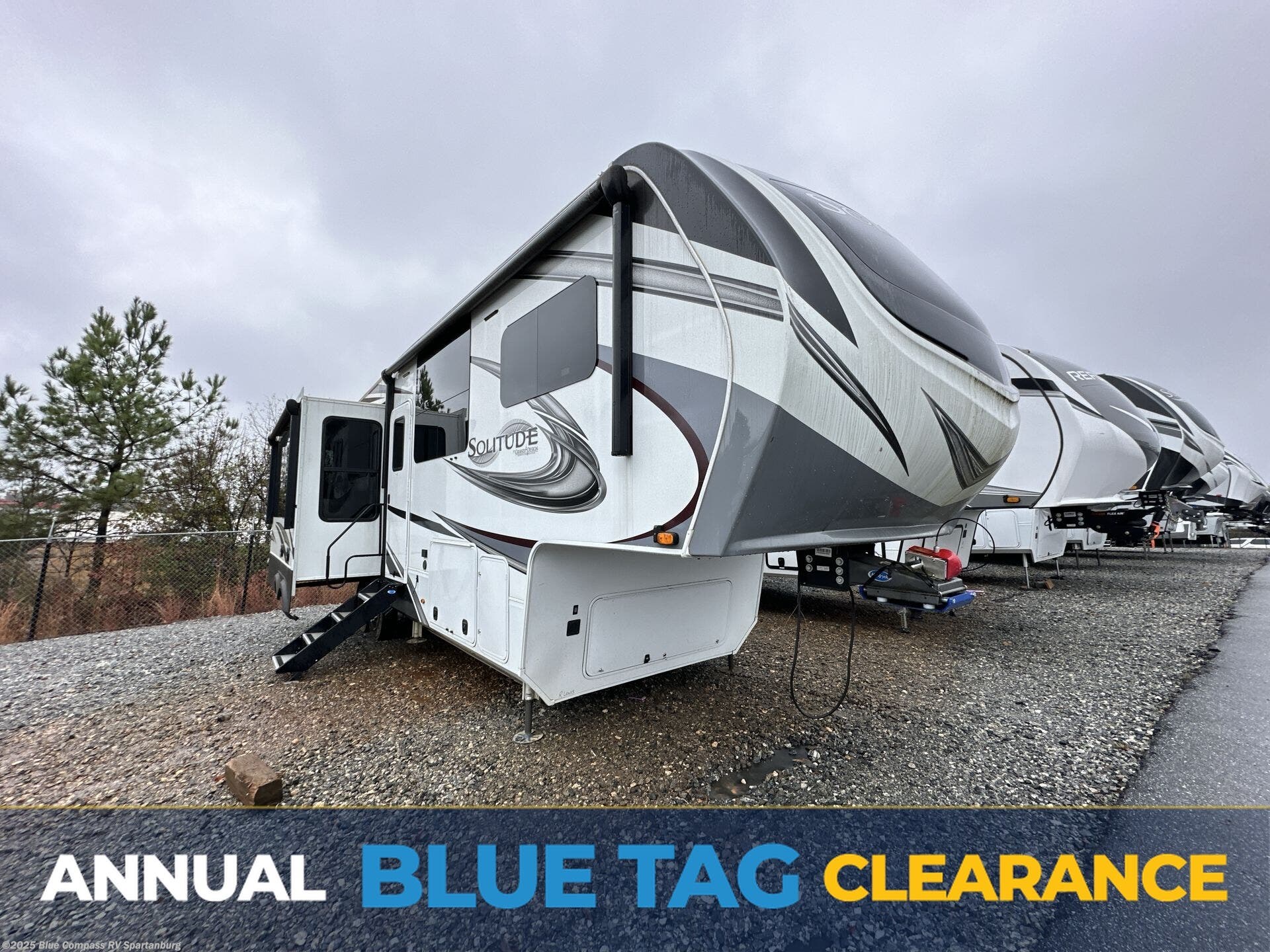 Used 2022 Grand Design Solitude 280RK available in Duncan, South Carolina