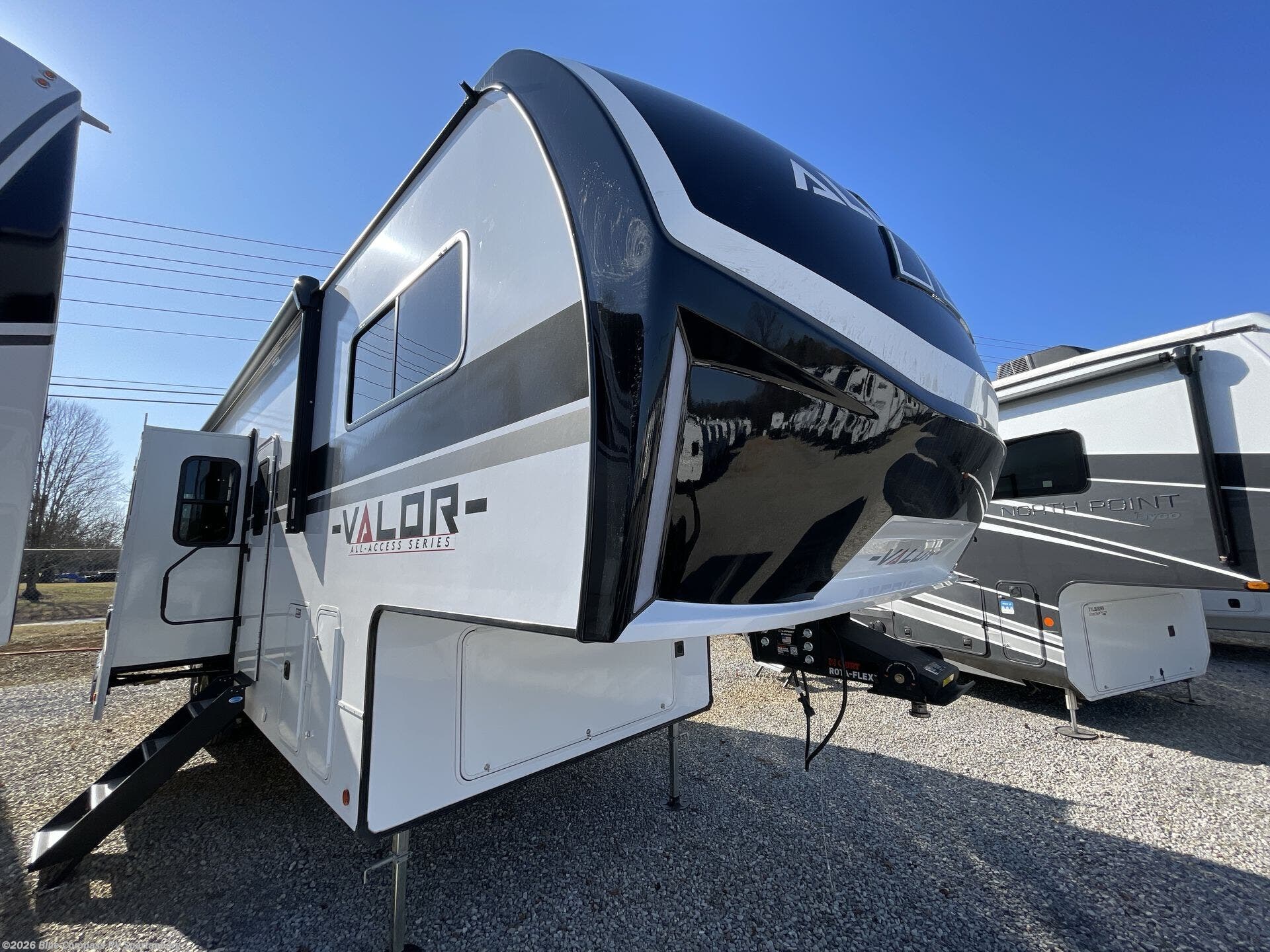New 2026 Alliance RV Valor All-Access 32A10 available in Duncan, South Carolina