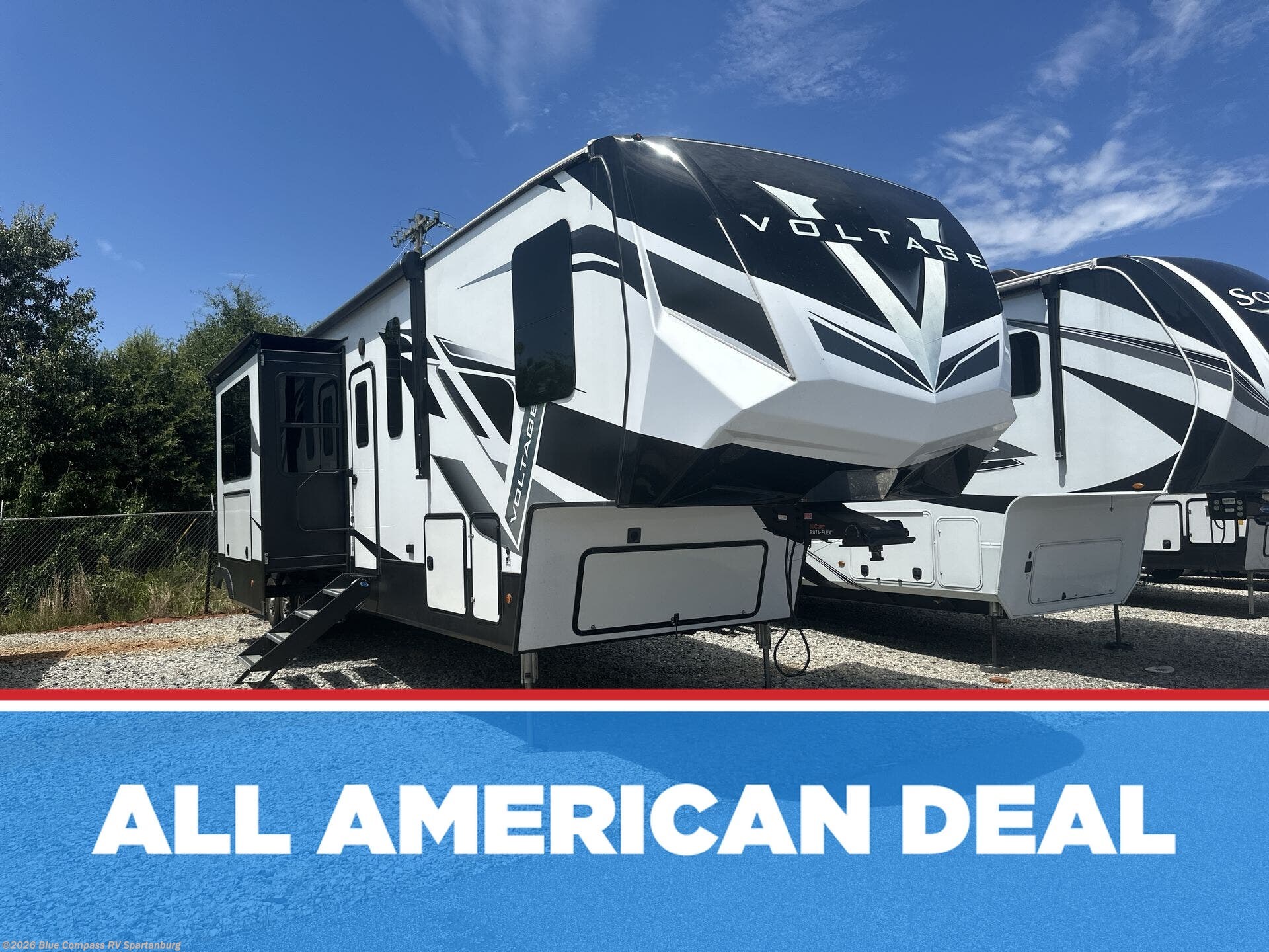 Used 2022 Dutchmen Voltage 4015 available in Duncan, South Carolina