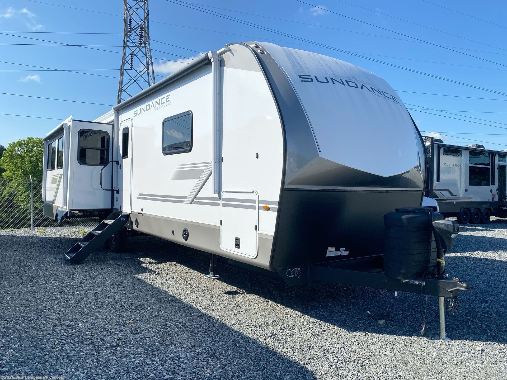New 2027 Heartland Sundance Ultra-Lite 29RLBS available in Concord, North Carolina