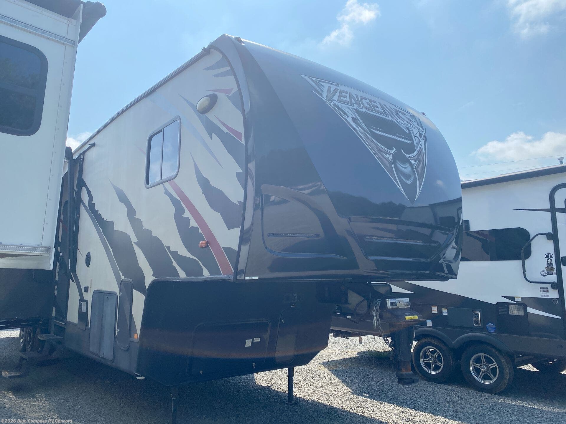 Used 2012 Forest River Wildcat eXtraLite 311THX available in Concord, North Carolina