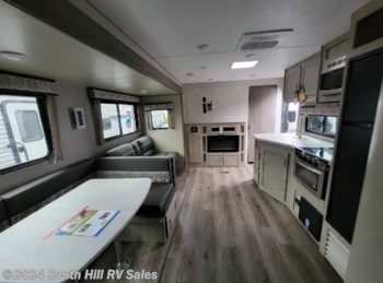 New 2023 Coachmen Catalina Legacy Edition 293QBCK available in Puyallup, Washington