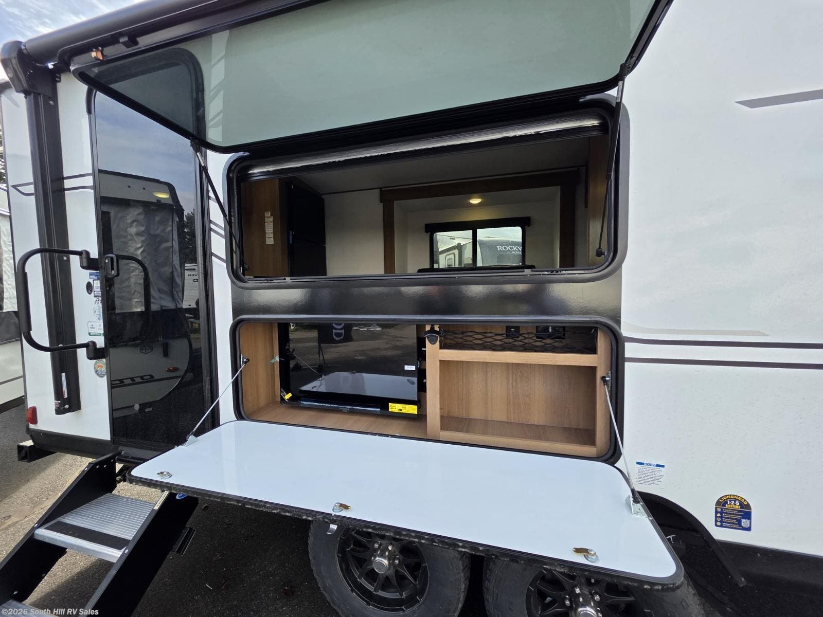 New 2026 Coachmen Apex Nano 216RKS available in Puyallup, Washington
