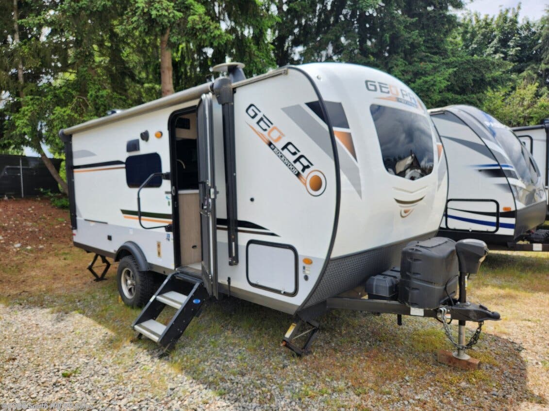 Used 2021 Forest River Rockwood Geo Pro 20BHS available in Puyallup, Washington