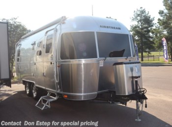 Used 2017 Airstream Flying Cloud 23FB available in Southaven, Mississippi