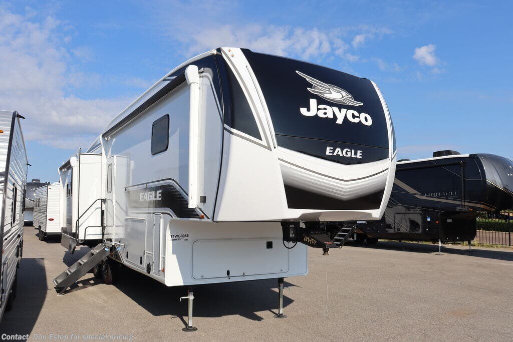 New 2026 Jayco Eagle Fifth Wheels 325MKTS available in Southaven, Mississippi