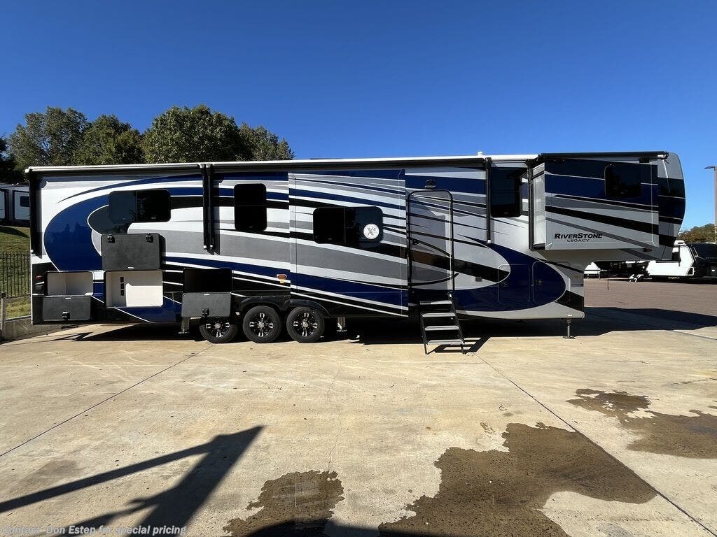 Used 2022 Forest River RiverStone 42FSKG available in Southaven, Mississippi