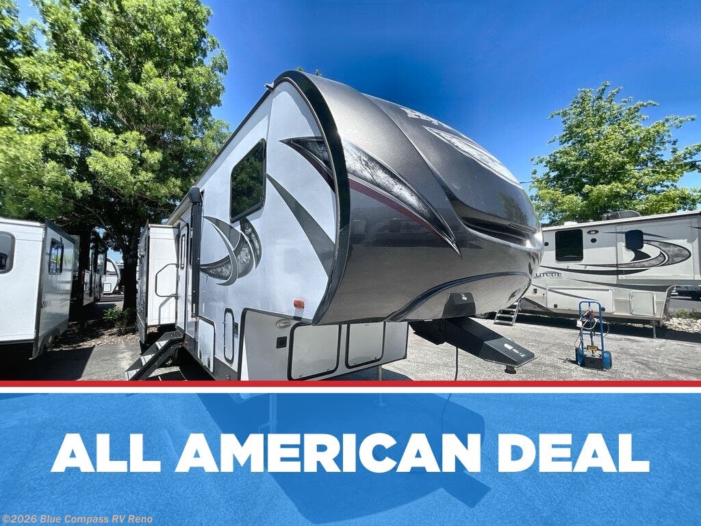 Used 2019 Forest River Wildwood Heritage Glen Hyper-Lyte 29RLSHL available in Reno, Nevada
