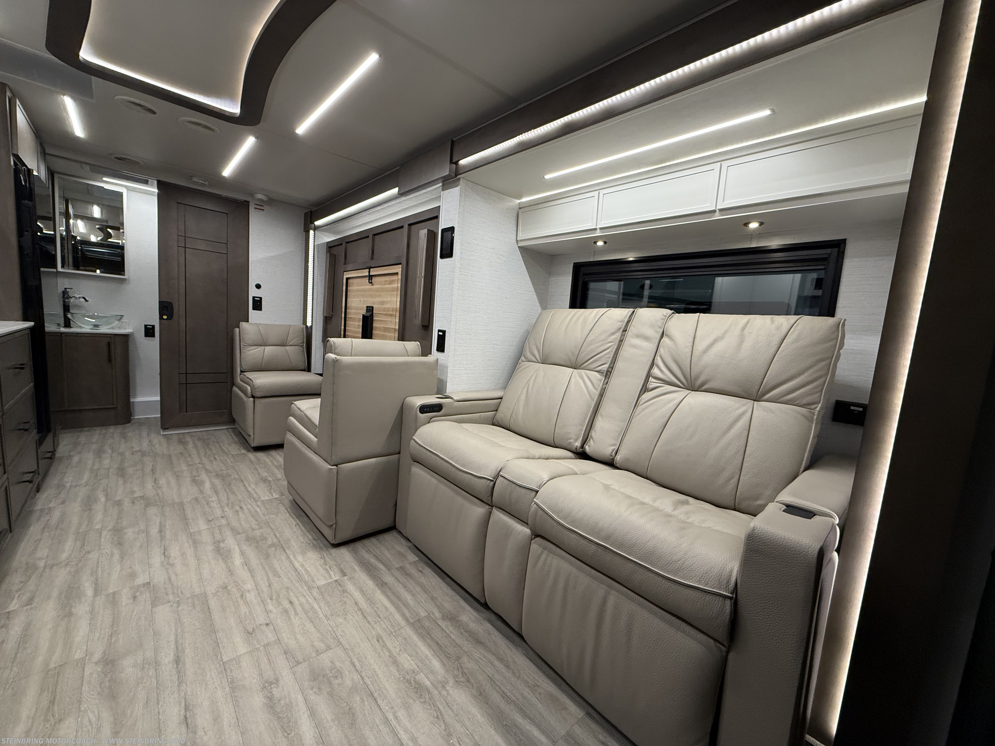 New 2026 Newmar Freedom Aire 2515 available in Garfield, Minnesota