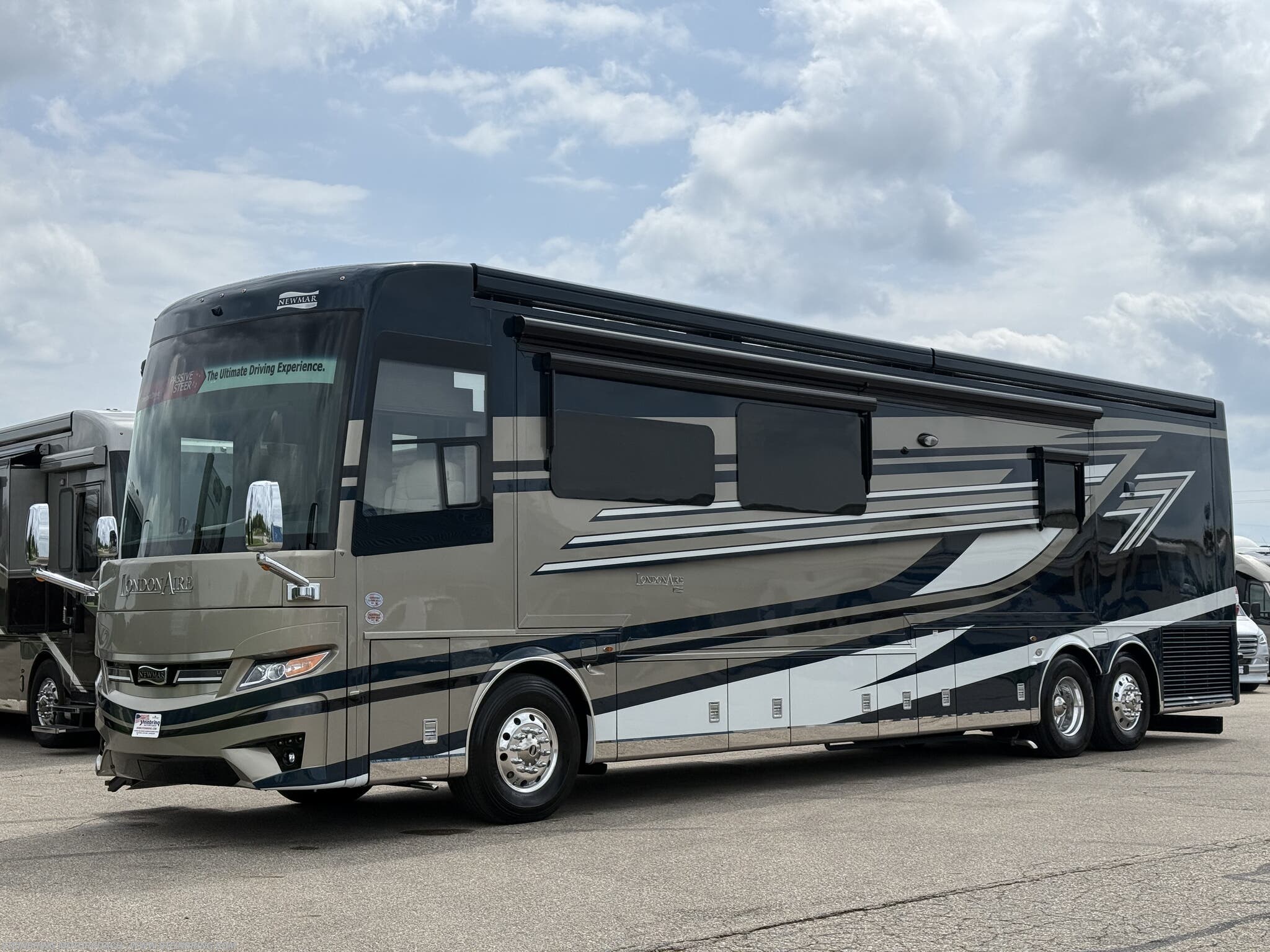 New 2026 Newmar London Aire 4551 available in Garfield, Minnesota