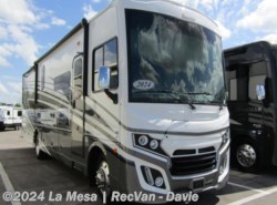 New 2024 Fleetwood Bounder 35K available in Davie, Florida