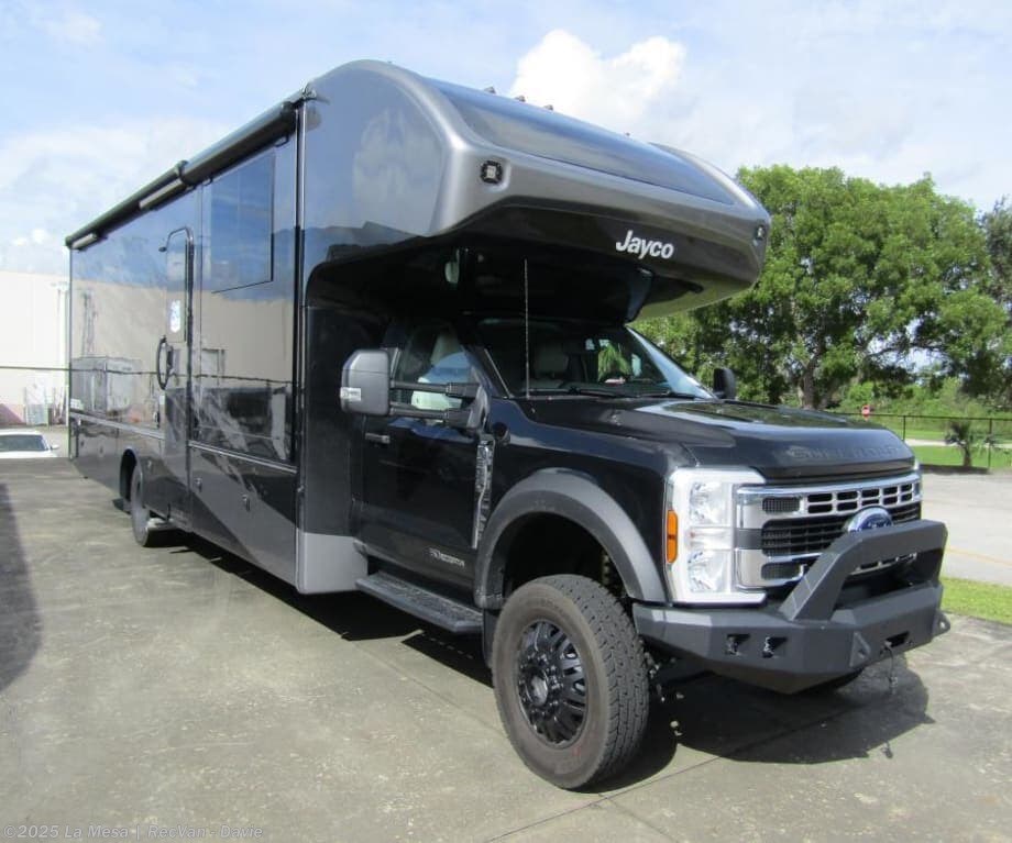 New 2026 Jayco Seneca XT 35L available in Davie, Florida